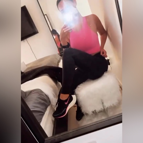 - Nike ZoomX Vaporfly Next% 2 Women's Road Racing Shoes 👟 - Picture 2 of 7